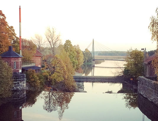 Kalasta kaupungin keskustassa