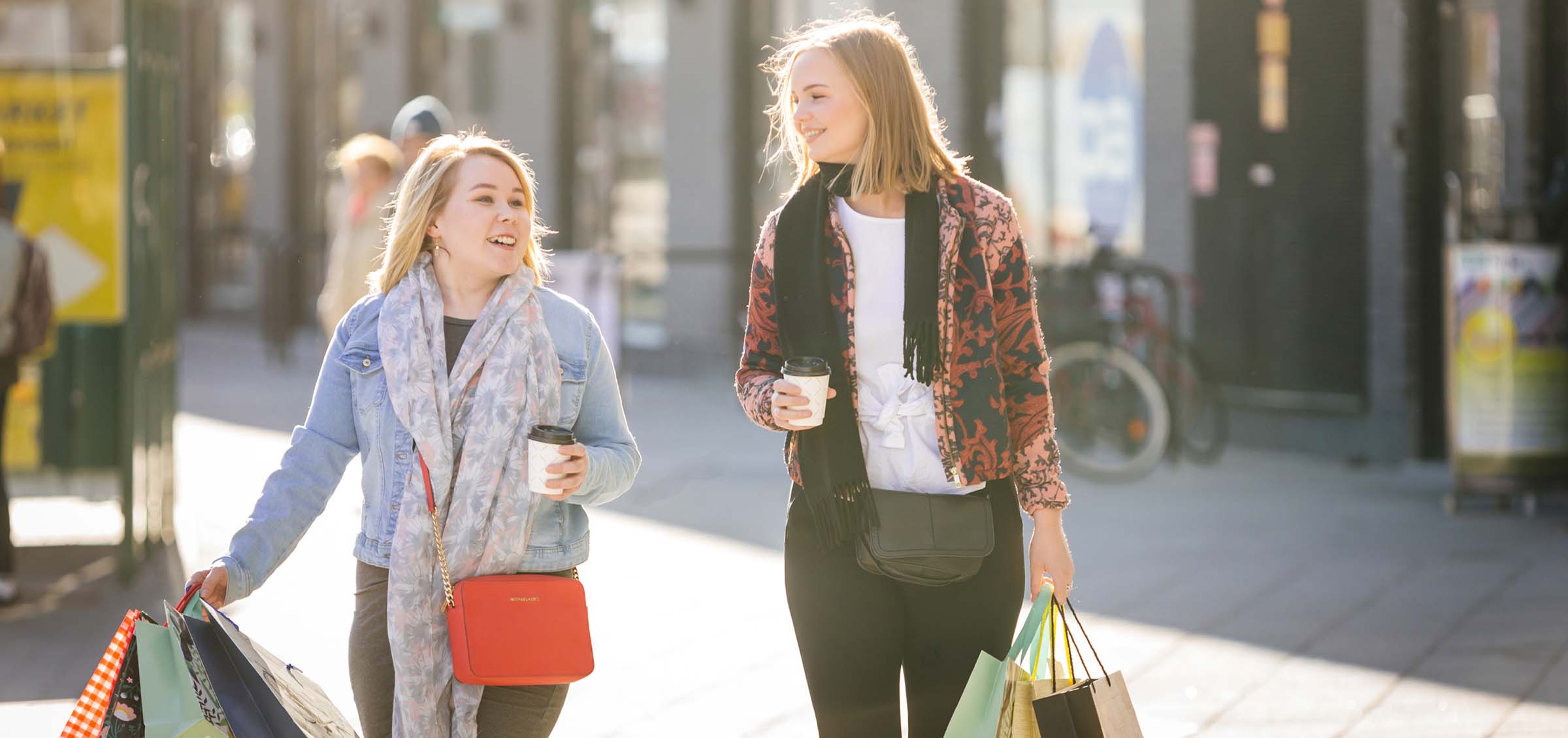 Telefoonin korttelin asukkaalla on käytössään erinomaiset palvelut