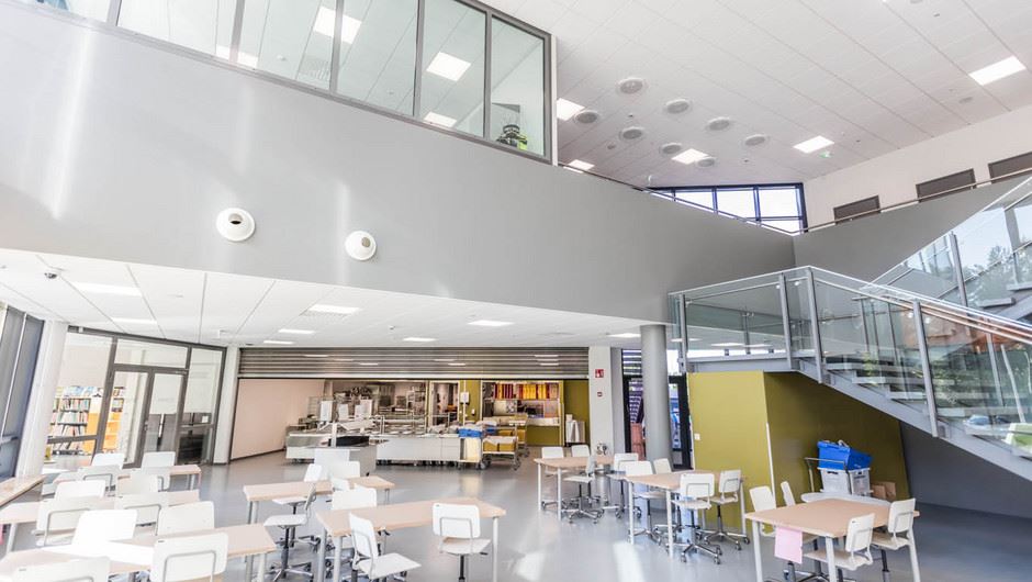 At the Jynkkä school in Kuopio, new technology ensures that the school’s indoor air and usability remain ideal.