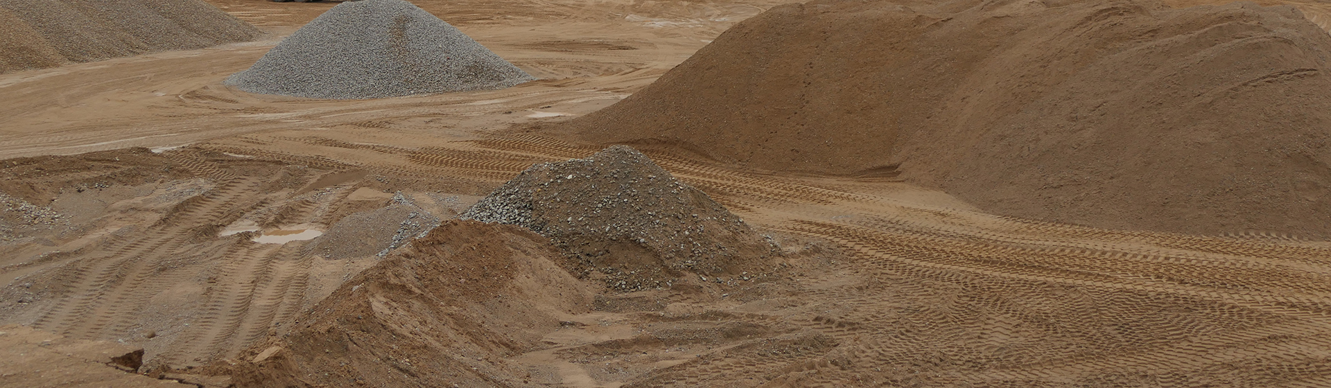 Recycling and decontamination of soil are on the increase, but the work too often encounters zoning problems