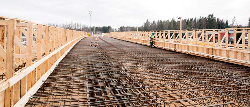 Vackerin sillan rakennus, Raitiotieallianssi / Vacker Bridge Building, Tram Alliance. Photo: Pasi Tiitola