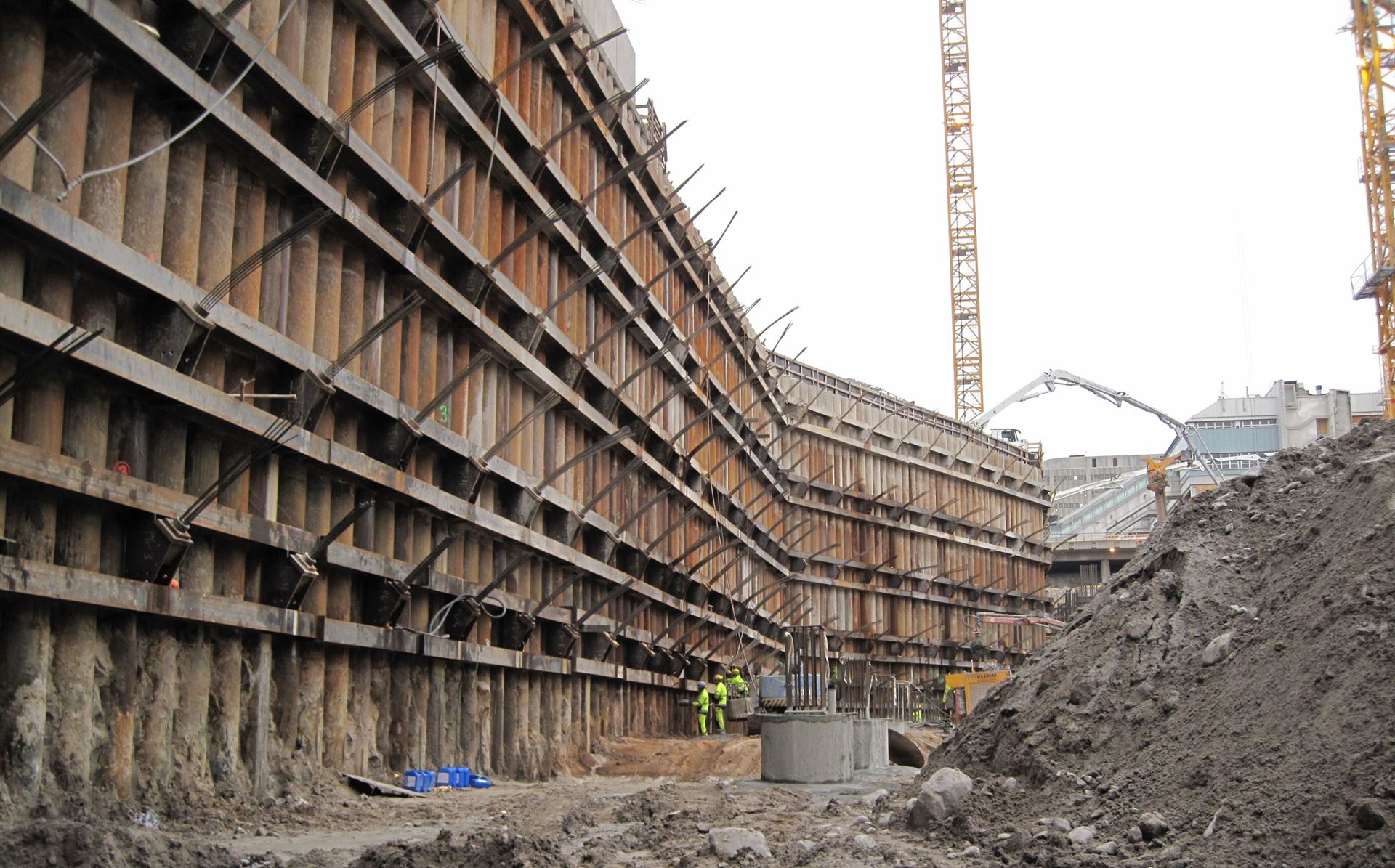 Triplan pohjarakentaminen / Tripla foundations engineering