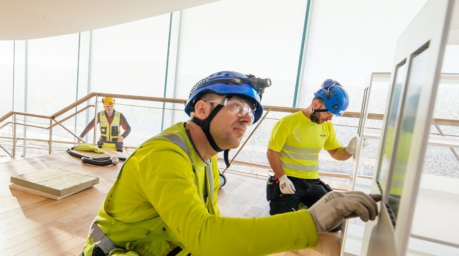 Rakennustyöntekijöitä