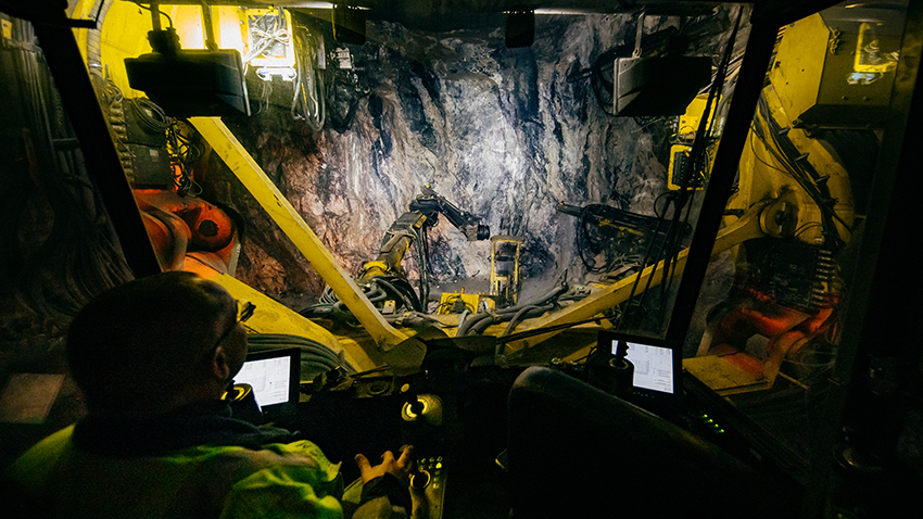 Länsimetron turvallisin työmaa (2013): Urheilupuiston louhinta