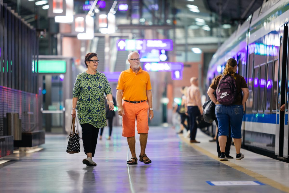 Furnishing of spaces cut into rock