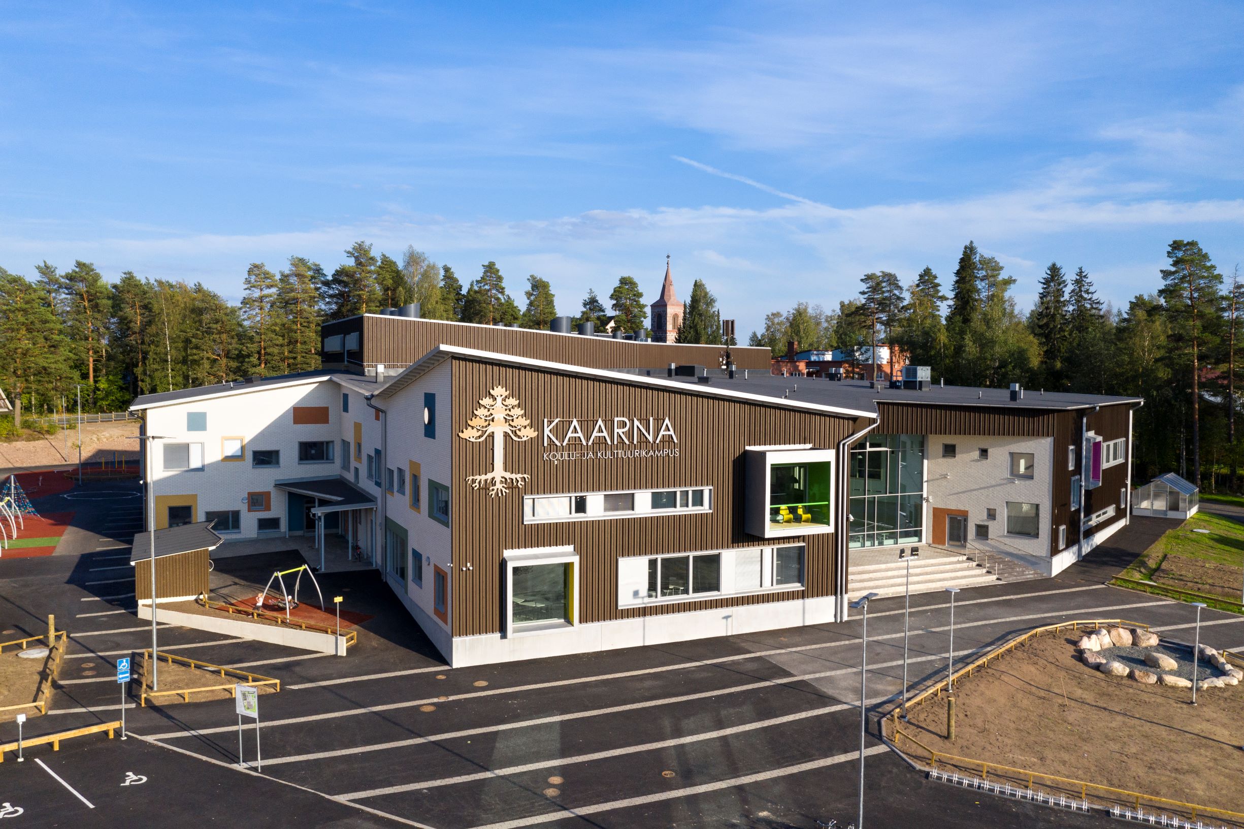 Koulu- ja kulttuurikampus Kaarna Parkanossa on rakennettu elinkaarimallin mukaisesti