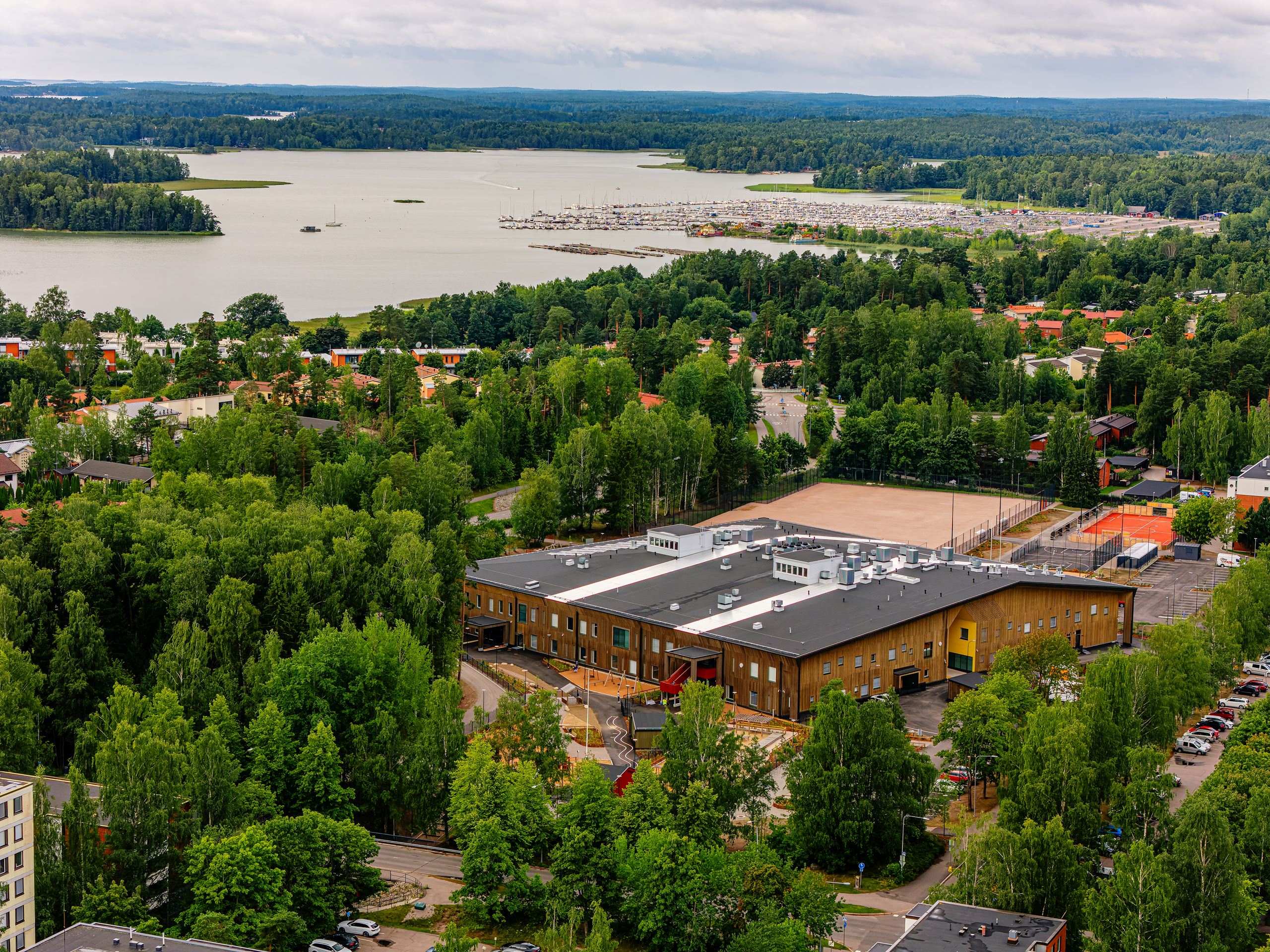 Tiistilän koulu ja päiväkoti