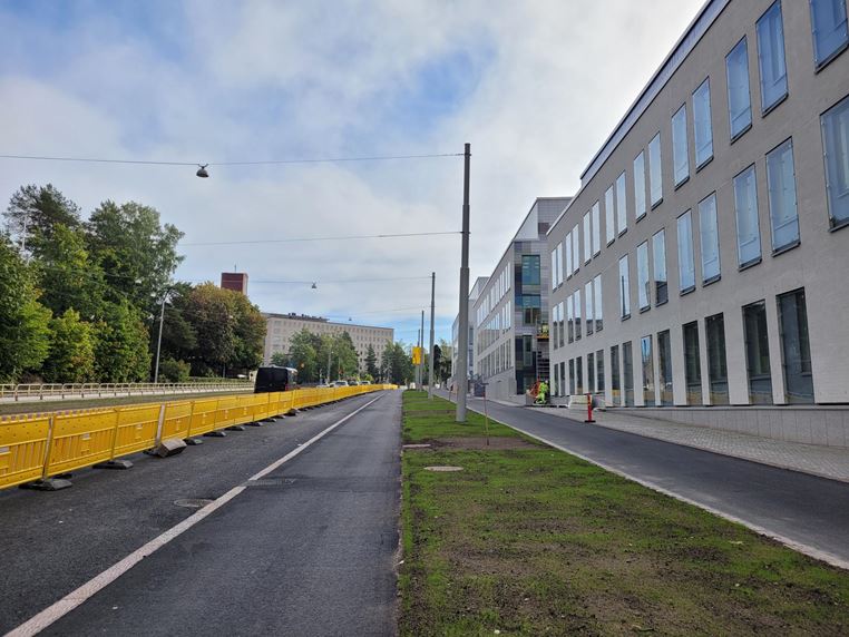 Paciuksenkadun pyörätien avaaminen