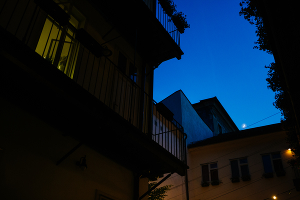 Viisi vinkkiä pimeän vuodenajan etätyöläiselle