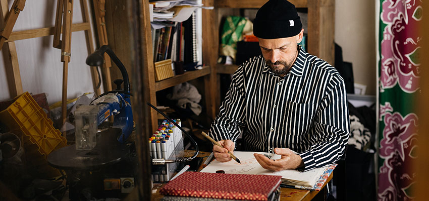 Helsingin Kaj'n taideteoksen toteuttajiksi on valittu kuvittaja, taiteilija ja keraamikko Armi Teva.