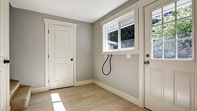 Hukkaneliöt eteisessä