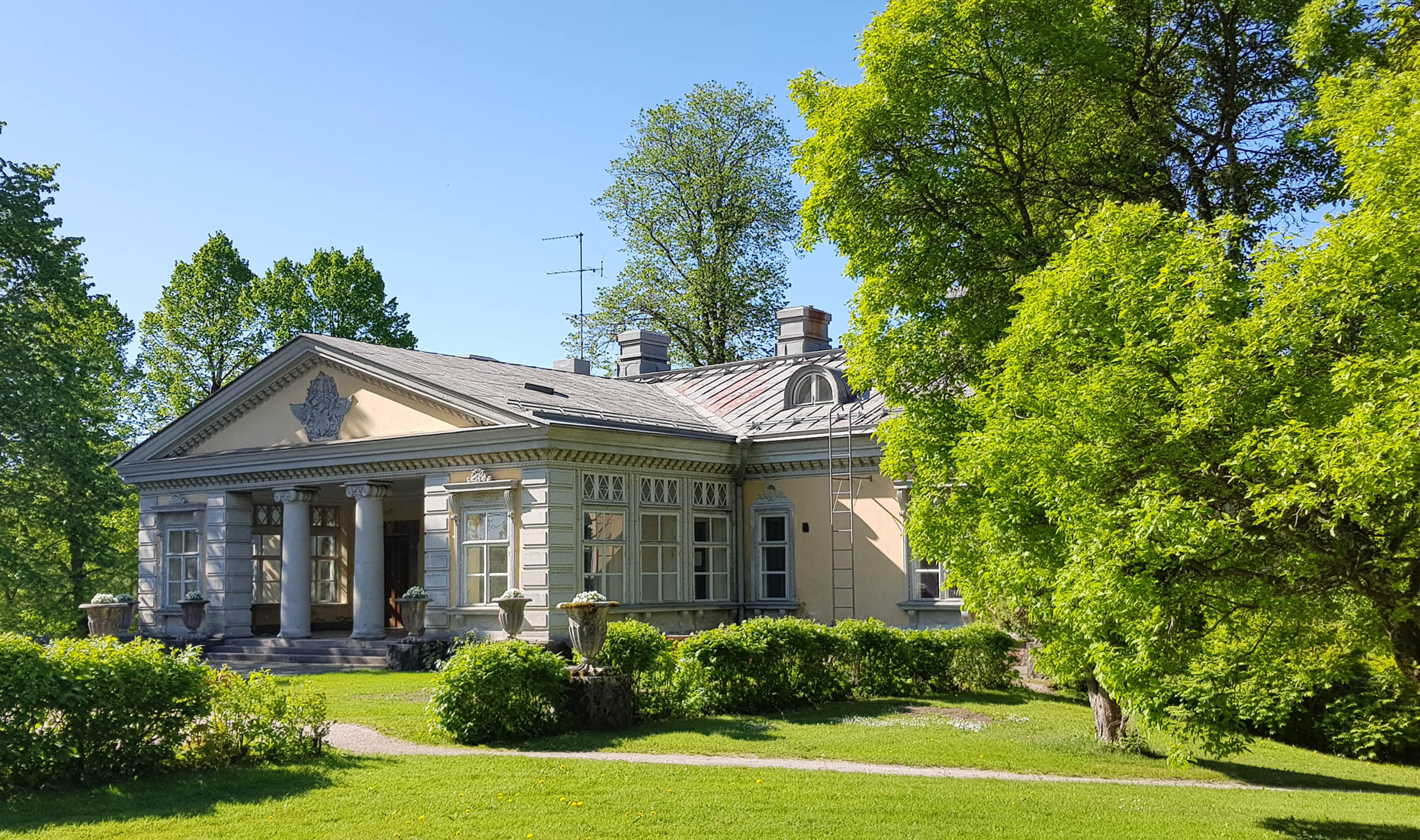 Ainutlaatuinen Espoonkartano 