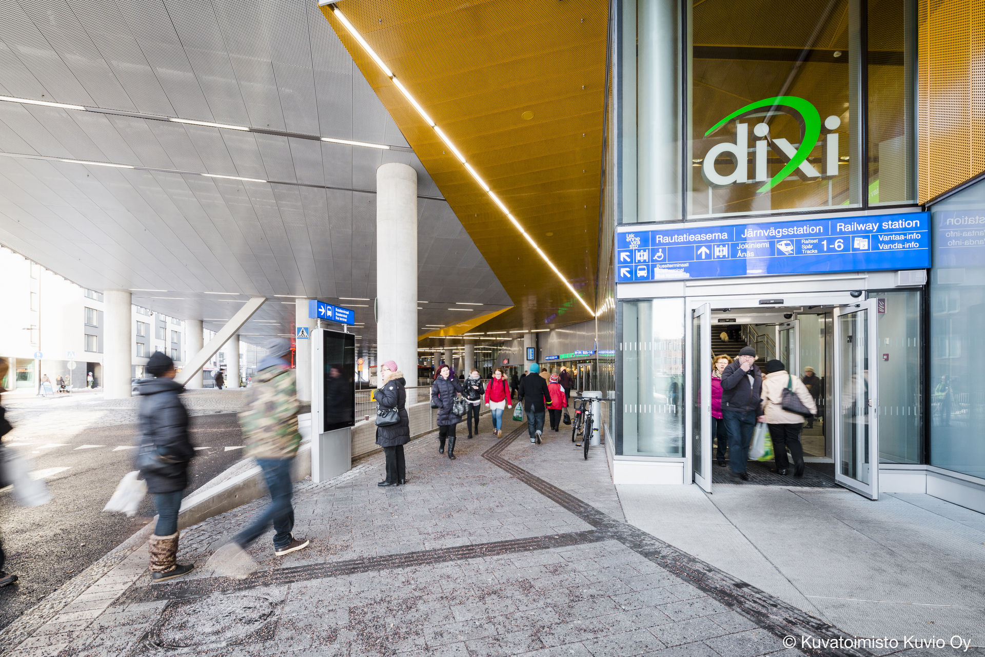 Dixi on hyvien liikenneyhteyksien varrella