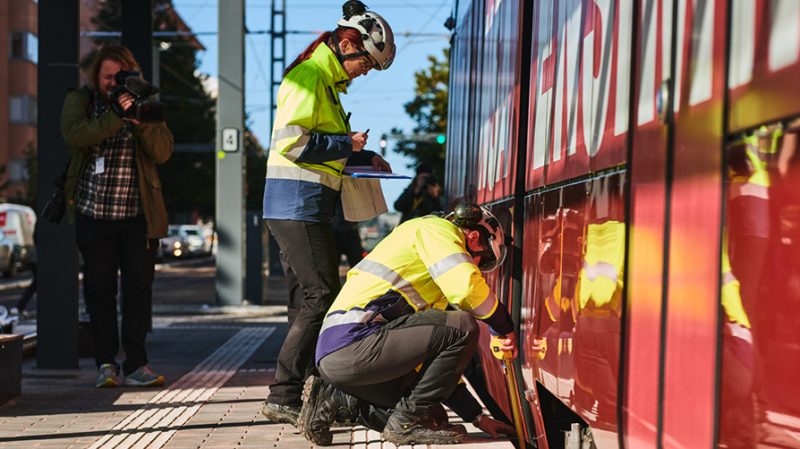 RIL-palkinto: Hopeasija Tampereen raitiotiehanke (2021)